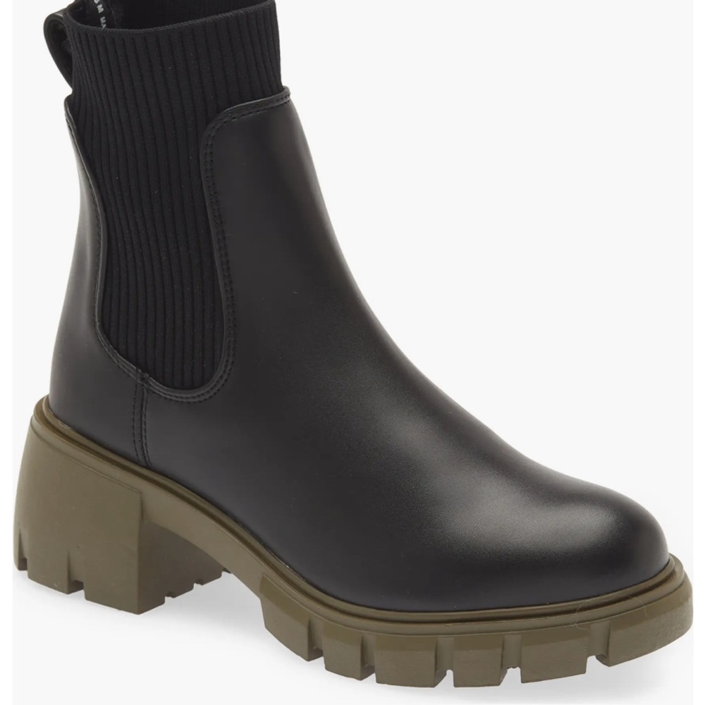 Steve Madden Black Ankle Boots